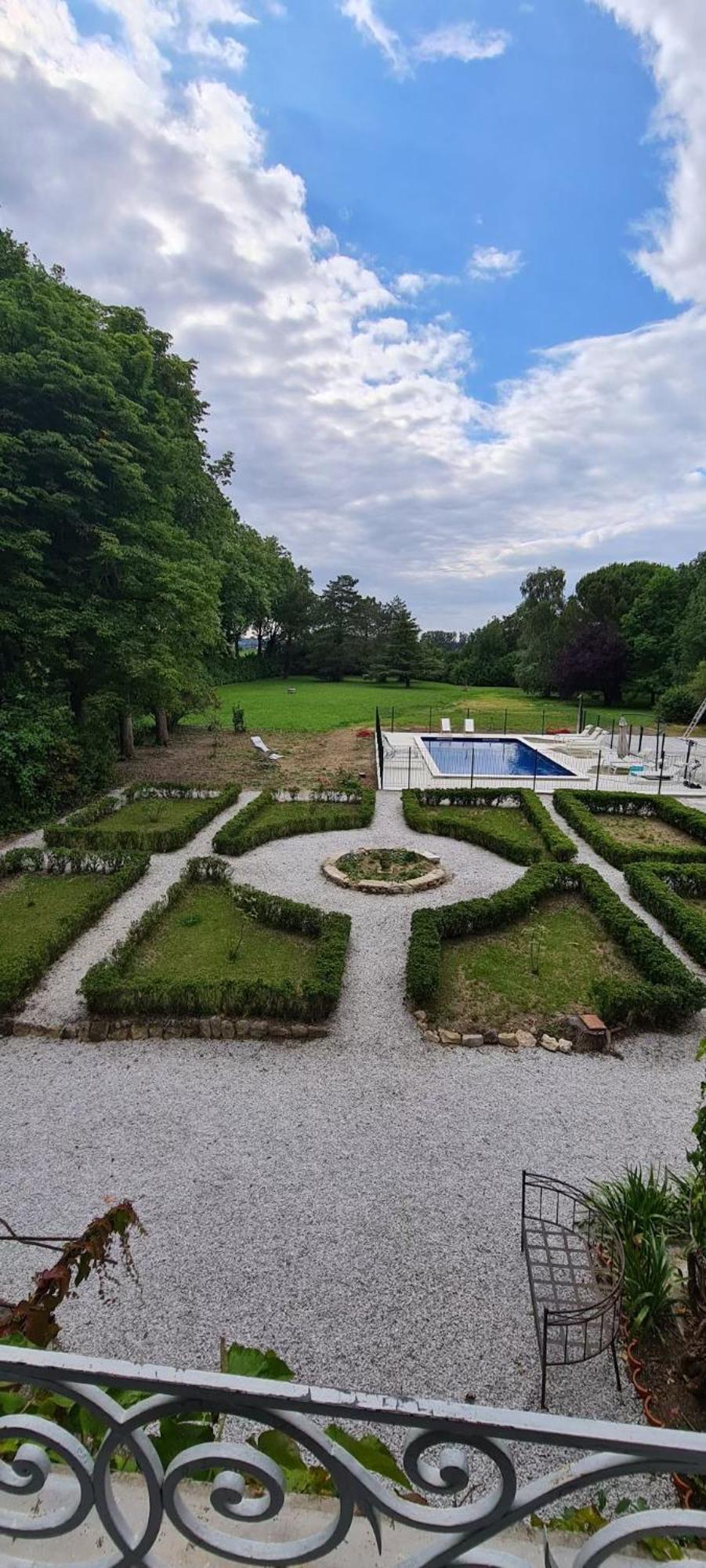 Les Terrisses - Chambres D'Hotes Avec Piscine Saint-Félix-Lauragais Kültér fotó