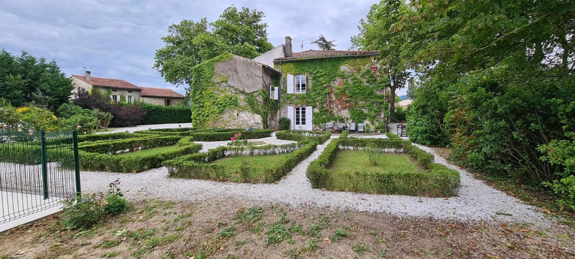 Les Terrisses - Chambres D'Hotes Avec Piscine Saint-Félix-Lauragais Kültér fotó